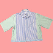 Shortsleeve button-up with blue trimming