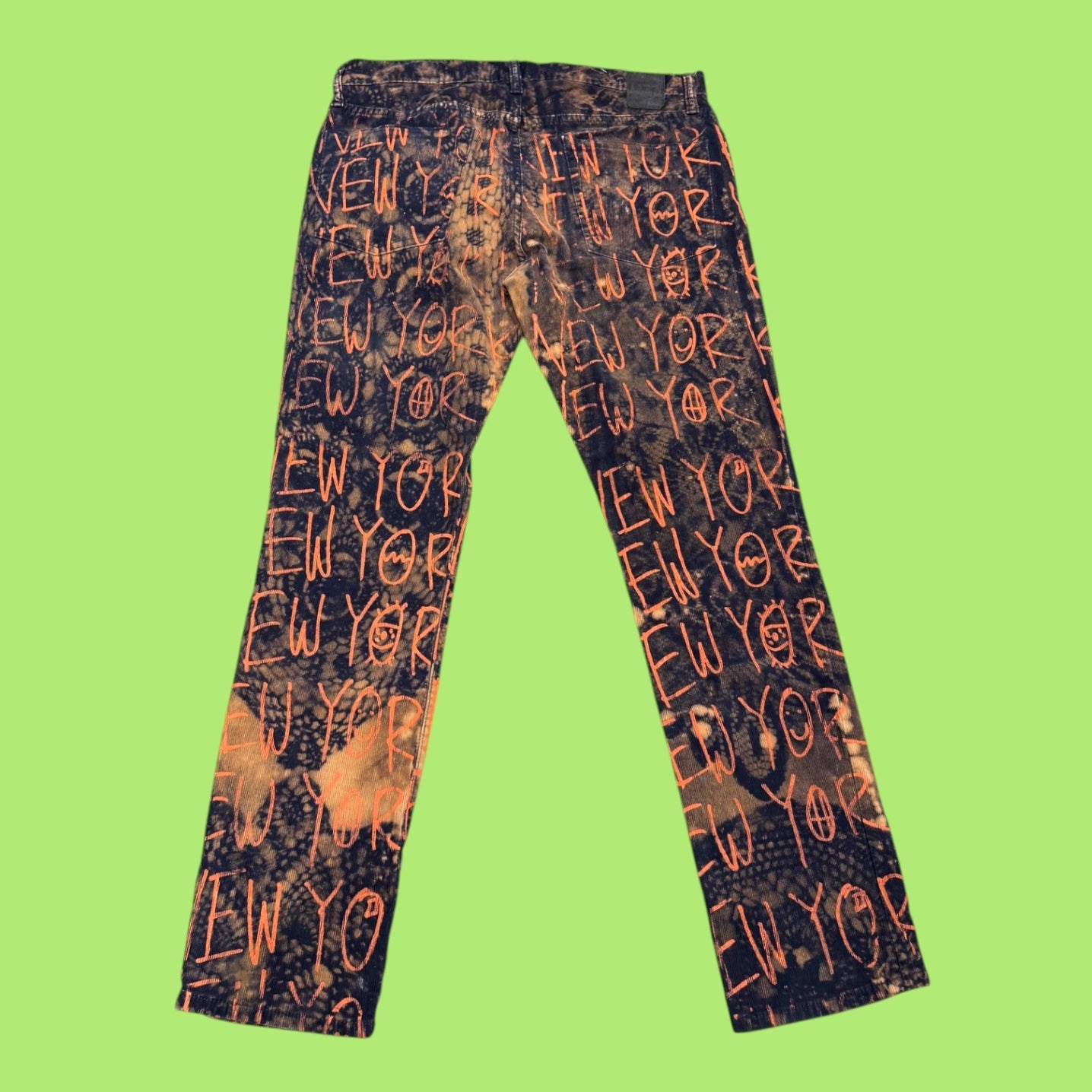 Snow Milk NY Corduroy Pants