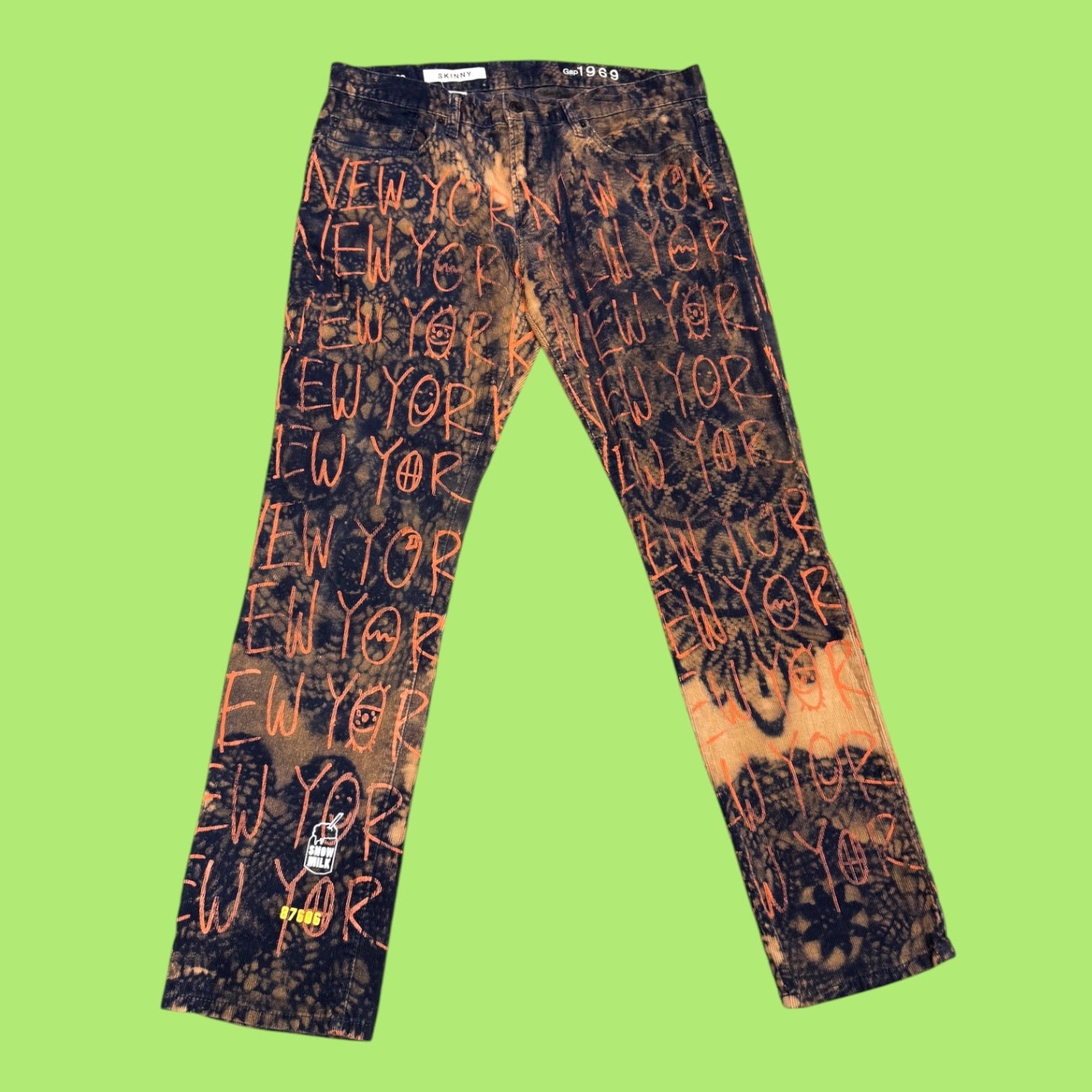 Snow Milk NY Corduroy Pants